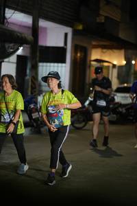 BIB: 354
                            <button type="button" onclick="openModal(26237213)" class="btn btn-primary btn-sm float-right btn-popup" data-toggle="modal" data-target=".modal-high-quality">
                        <i class="fas fa-shopping-cart"></i> Add to Cart
                    </button>
                                            <button type="button" onclick="isThisMe(26237213, true)" class="btn btn-success btn-sm float-right btn-popup btn-isme hidden" data-toggle="tooltip" data-placement="bottom" title="นี่คือรูปของคุณใช่ไหม คลิกที่นี่เพื่อเอาเข้าอัลบั้ม">
                        <i class="fas fa-plus"></i> Add to album
                    </button>
                    <button type="button" onclick="isThisMe(26237213, false)" class="btn btn-warning btn-sm float-right btn-popup btn-isnotme hidden">
                        <i class="fas fa-ban"></i> Remove from album
                    </button>