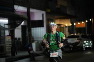 BIB: 5200
                            <button type="button" onclick="openModal(26251465)" class="btn btn-primary btn-sm float-right btn-popup" data-toggle="modal" data-target=".modal-high-quality">
                        <i class="fas fa-shopping-cart"></i> Add to Cart
                    </button>
                                            <button type="button" onclick="isThisMe(26251465, true)" class="btn btn-success btn-sm float-right btn-popup btn-isme hidden" data-toggle="tooltip" data-placement="bottom" title="นี่คือรูปของคุณใช่ไหม คลิกที่นี่เพื่อเอาเข้าอัลบั้ม">
                        <i class="fas fa-plus"></i> Add to album
                    </button>
                    <button type="button" onclick="isThisMe(26251465, false)" class="btn btn-warning btn-sm float-right btn-popup btn-isnotme hidden">
                        <i class="fas fa-ban"></i> Remove from album
                    </button>