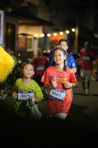 BIB: 3079, 3062
                            <button type="button" onclick="openModal(26238460)" class="btn btn-primary btn-sm float-right btn-popup" data-toggle="modal" data-target=".modal-high-quality">
                        <i class="fas fa-shopping-cart"></i> Add to Cart
                    </button>
                                            <button type="button" onclick="isThisMe(26238460, true)" class="btn btn-success btn-sm float-right btn-popup btn-isme hidden" data-toggle="tooltip" data-placement="bottom" title="นี่คือรูปของคุณใช่ไหม คลิกที่นี่เพื่อเอาเข้าอัลบั้ม">
                        <i class="fas fa-plus"></i> Add to album
                    </button>
                    <button type="button" onclick="isThisMe(26238460, false)" class="btn btn-warning btn-sm float-right btn-popup btn-isnotme hidden">
                        <i class="fas fa-ban"></i> Remove from album
                    </button>