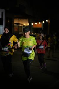 BIB: 3996, 4852
                            <button type="button" onclick="openModal(26239969)" class="btn btn-primary btn-sm float-right btn-popup" data-toggle="modal" data-target=".modal-high-quality">
                        <i class="fas fa-shopping-cart"></i> Add to Cart
                    </button>
                                            <button type="button" onclick="isThisMe(26239969, true)" class="btn btn-success btn-sm float-right btn-popup btn-isme hidden" data-toggle="tooltip" data-placement="bottom" title="นี่คือรูปของคุณใช่ไหม คลิกที่นี่เพื่อเอาเข้าอัลบั้ม">
                        <i class="fas fa-plus"></i> Add to album
                    </button>
                    <button type="button" onclick="isThisMe(26239969, false)" class="btn btn-warning btn-sm float-right btn-popup btn-isnotme hidden">
                        <i class="fas fa-ban"></i> Remove from album
                    </button>