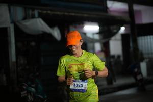 BIB: 3385
                            <button type="button" onclick="openModal(26253546)" class="btn btn-primary btn-sm float-right btn-popup" data-toggle="modal" data-target=".modal-high-quality">
                        <i class="fas fa-shopping-cart"></i> Add to Cart
                    </button>
                                            <button type="button" onclick="isThisMe(26253546, true)" class="btn btn-success btn-sm float-right btn-popup btn-isme hidden" data-toggle="tooltip" data-placement="bottom" title="นี่คือรูปของคุณใช่ไหม คลิกที่นี่เพื่อเอาเข้าอัลบั้ม">
                        <i class="fas fa-plus"></i> Add to album
                    </button>
                    <button type="button" onclick="isThisMe(26253546, false)" class="btn btn-warning btn-sm float-right btn-popup btn-isnotme hidden">
                        <i class="fas fa-ban"></i> Remove from album
                    </button>