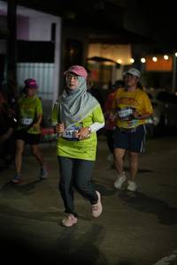 BIB: 383
                            <button type="button" onclick="openModal(26240578)" class="btn btn-primary btn-sm float-right btn-popup" data-toggle="modal" data-target=".modal-high-quality">
                        <i class="fas fa-shopping-cart"></i> Add to Cart
                    </button>
                                            <button type="button" onclick="isThisMe(26240578, true)" class="btn btn-success btn-sm float-right btn-popup btn-isme hidden" data-toggle="tooltip" data-placement="bottom" title="นี่คือรูปของคุณใช่ไหม คลิกที่นี่เพื่อเอาเข้าอัลบั้ม">
                        <i class="fas fa-plus"></i> Add to album
                    </button>
                    <button type="button" onclick="isThisMe(26240578, false)" class="btn btn-warning btn-sm float-right btn-popup btn-isnotme hidden">
                        <i class="fas fa-ban"></i> Remove from album
                    </button>