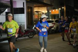 BIB: 4602, 4083
                            <button type="button" onclick="openModal(26235479)" class="btn btn-primary btn-sm float-right btn-popup" data-toggle="modal" data-target=".modal-high-quality">
                        <i class="fas fa-shopping-cart"></i> Add to Cart
                    </button>
                                            <button type="button" onclick="isThisMe(26235479, true)" class="btn btn-success btn-sm float-right btn-popup btn-isme hidden" data-toggle="tooltip" data-placement="bottom" title="นี่คือรูปของคุณใช่ไหม คลิกที่นี่เพื่อเอาเข้าอัลบั้ม">
                        <i class="fas fa-plus"></i> Add to album
                    </button>
                    <button type="button" onclick="isThisMe(26235479, false)" class="btn btn-warning btn-sm float-right btn-popup btn-isnotme hidden">
                        <i class="fas fa-ban"></i> Remove from album
                    </button>