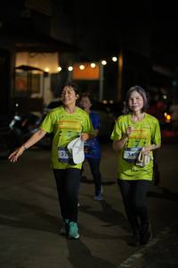 BIB: 320, 349
                            <button type="button" onclick="openModal(26236952)" class="btn btn-primary btn-sm float-right btn-popup" data-toggle="modal" data-target=".modal-high-quality">
                        <i class="fas fa-shopping-cart"></i> Add to Cart
                    </button>
                                            <button type="button" onclick="isThisMe(26236952, true)" class="btn btn-success btn-sm float-right btn-popup btn-isme hidden" data-toggle="tooltip" data-placement="bottom" title="นี่คือรูปของคุณใช่ไหม คลิกที่นี่เพื่อเอาเข้าอัลบั้ม">
                        <i class="fas fa-plus"></i> Add to album
                    </button>
                    <button type="button" onclick="isThisMe(26236952, false)" class="btn btn-warning btn-sm float-right btn-popup btn-isnotme hidden">
                        <i class="fas fa-ban"></i> Remove from album
                    </button>