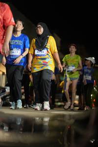 BIB: 3417, 4195, 310, 20130
                            <button type="button" onclick="openModal(26246996)" class="btn btn-primary btn-sm float-right btn-popup" data-toggle="modal" data-target=".modal-high-quality">
                        <i class="fas fa-shopping-cart"></i> Add to Cart
                    </button>
                                            <button type="button" onclick="isThisMe(26246996, true)" class="btn btn-success btn-sm float-right btn-popup btn-isme hidden" data-toggle="tooltip" data-placement="bottom" title="นี่คือรูปของคุณใช่ไหม คลิกที่นี่เพื่อเอาเข้าอัลบั้ม">
                        <i class="fas fa-plus"></i> Add to album
                    </button>
                    <button type="button" onclick="isThisMe(26246996, false)" class="btn btn-warning btn-sm float-right btn-popup btn-isnotme hidden">
                        <i class="fas fa-ban"></i> Remove from album
                    </button>