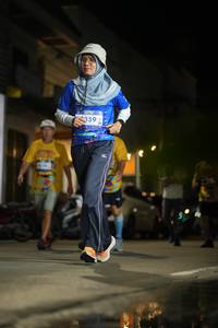 BIB: 359
                            <button type="button" onclick="openModal(26241926)" class="btn btn-primary btn-sm float-right btn-popup" data-toggle="modal" data-target=".modal-high-quality">
                        <i class="fas fa-shopping-cart"></i> Add to Cart
                    </button>
                                            <button type="button" onclick="isThisMe(26241926, true)" class="btn btn-success btn-sm float-right btn-popup btn-isme hidden" data-toggle="tooltip" data-placement="bottom" title="นี่คือรูปของคุณใช่ไหม คลิกที่นี่เพื่อเอาเข้าอัลบั้ม">
                        <i class="fas fa-plus"></i> Add to album
                    </button>
                    <button type="button" onclick="isThisMe(26241926, false)" class="btn btn-warning btn-sm float-right btn-popup btn-isnotme hidden">
                        <i class="fas fa-ban"></i> Remove from album
                    </button>