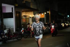 BIB: 4921
                            <button type="button" onclick="openModal(26228870)" class="btn btn-primary btn-sm float-right btn-popup" data-toggle="modal" data-target=".modal-high-quality">
                        <i class="fas fa-shopping-cart"></i> Add to Cart
                    </button>
                                            <button type="button" onclick="isThisMe(26228870, true)" class="btn btn-success btn-sm float-right btn-popup btn-isme hidden" data-toggle="tooltip" data-placement="bottom" title="นี่คือรูปของคุณใช่ไหม คลิกที่นี่เพื่อเอาเข้าอัลบั้ม">
                        <i class="fas fa-plus"></i> Add to album
                    </button>
                    <button type="button" onclick="isThisMe(26228870, false)" class="btn btn-warning btn-sm float-right btn-popup btn-isnotme hidden">
                        <i class="fas fa-ban"></i> Remove from album
                    </button>