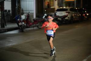 BIB: 4517
                            <button type="button" onclick="openModal(26228977)" class="btn btn-primary btn-sm float-right btn-popup" data-toggle="modal" data-target=".modal-high-quality">
                        <i class="fas fa-shopping-cart"></i> Add to Cart
                    </button>
                                            <button type="button" onclick="isThisMe(26228977, true)" class="btn btn-success btn-sm float-right btn-popup btn-isme hidden" data-toggle="tooltip" data-placement="bottom" title="นี่คือรูปของคุณใช่ไหม คลิกที่นี่เพื่อเอาเข้าอัลบั้ม">
                        <i class="fas fa-plus"></i> Add to album
                    </button>
                    <button type="button" onclick="isThisMe(26228977, false)" class="btn btn-warning btn-sm float-right btn-popup btn-isnotme hidden">
                        <i class="fas fa-ban"></i> Remove from album
                    </button>