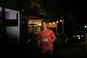 BIB: 4066
                            <button type="button" onclick="openModal(26232235)" class="btn btn-primary btn-sm float-right btn-popup" data-toggle="modal" data-target=".modal-high-quality">
                        <i class="fas fa-shopping-cart"></i> Add to Cart
                    </button>
                                            <button type="button" onclick="isThisMe(26232235, true)" class="btn btn-success btn-sm float-right btn-popup btn-isme hidden" data-toggle="tooltip" data-placement="bottom" title="นี่คือรูปของคุณใช่ไหม คลิกที่นี่เพื่อเอาเข้าอัลบั้ม">
                        <i class="fas fa-plus"></i> Add to album
                    </button>
                    <button type="button" onclick="isThisMe(26232235, false)" class="btn btn-warning btn-sm float-right btn-popup btn-isnotme hidden">
                        <i class="fas fa-ban"></i> Remove from album
                    </button>