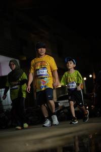 BIB: 3765, 3018
                            <button type="button" onclick="openModal(26245604)" class="btn btn-primary btn-sm float-right btn-popup" data-toggle="modal" data-target=".modal-high-quality">
                        <i class="fas fa-shopping-cart"></i> Add to Cart
                    </button>
                                            <button type="button" onclick="isThisMe(26245604, true)" class="btn btn-success btn-sm float-right btn-popup btn-isme hidden" data-toggle="tooltip" data-placement="bottom" title="นี่คือรูปของคุณใช่ไหม คลิกที่นี่เพื่อเอาเข้าอัลบั้ม">
                        <i class="fas fa-plus"></i> Add to album
                    </button>
                    <button type="button" onclick="isThisMe(26245604, false)" class="btn btn-warning btn-sm float-right btn-popup btn-isnotme hidden">
                        <i class="fas fa-ban"></i> Remove from album
                    </button>