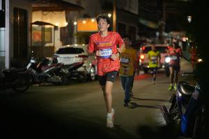 BIB: 3952
                            <button type="button" onclick="openModal(26233038)" class="btn btn-primary btn-sm float-right btn-popup" data-toggle="modal" data-target=".modal-high-quality">
                        <i class="fas fa-shopping-cart"></i> Add to Cart
                    </button>
                                            <button type="button" onclick="isThisMe(26233038, true)" class="btn btn-success btn-sm float-right btn-popup btn-isme hidden" data-toggle="tooltip" data-placement="bottom" title="นี่คือรูปของคุณใช่ไหม คลิกที่นี่เพื่อเอาเข้าอัลบั้ม">
                        <i class="fas fa-plus"></i> Add to album
                    </button>
                    <button type="button" onclick="isThisMe(26233038, false)" class="btn btn-warning btn-sm float-right btn-popup btn-isnotme hidden">
                        <i class="fas fa-ban"></i> Remove from album
                    </button>