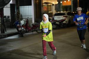 BIB: 3138, 3527
                            <button type="button" onclick="openModal(26235825)" class="btn btn-primary btn-sm float-right btn-popup" data-toggle="modal" data-target=".modal-high-quality">
                        <i class="fas fa-shopping-cart"></i> Add to Cart
                    </button>
                                            <button type="button" onclick="isThisMe(26235825, true)" class="btn btn-success btn-sm float-right btn-popup btn-isme hidden" data-toggle="tooltip" data-placement="bottom" title="นี่คือรูปของคุณใช่ไหม คลิกที่นี่เพื่อเอาเข้าอัลบั้ม">
                        <i class="fas fa-plus"></i> Add to album
                    </button>
                    <button type="button" onclick="isThisMe(26235825, false)" class="btn btn-warning btn-sm float-right btn-popup btn-isnotme hidden">
                        <i class="fas fa-ban"></i> Remove from album
                    </button>