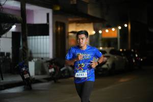 BIB: 4741
                            <button type="button" onclick="openModal(26228111)" class="btn btn-primary btn-sm float-right btn-popup" data-toggle="modal" data-target=".modal-high-quality">
                        <i class="fas fa-shopping-cart"></i> Add to Cart
                    </button>
                                            <button type="button" onclick="isThisMe(26228111, true)" class="btn btn-success btn-sm float-right btn-popup btn-isme hidden" data-toggle="tooltip" data-placement="bottom" title="นี่คือรูปของคุณใช่ไหม คลิกที่นี่เพื่อเอาเข้าอัลบั้ม">
                        <i class="fas fa-plus"></i> Add to album
                    </button>
                    <button type="button" onclick="isThisMe(26228111, false)" class="btn btn-warning btn-sm float-right btn-popup btn-isnotme hidden">
                        <i class="fas fa-ban"></i> Remove from album
                    </button>