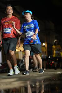 BIB: 4221, 3917
                            <button type="button" onclick="openModal(26245512)" class="btn btn-primary btn-sm float-right btn-popup" data-toggle="modal" data-target=".modal-high-quality">
                        <i class="fas fa-shopping-cart"></i> Add to Cart
                    </button>
                                            <button type="button" onclick="isThisMe(26245512, true)" class="btn btn-success btn-sm float-right btn-popup btn-isme hidden" data-toggle="tooltip" data-placement="bottom" title="นี่คือรูปของคุณใช่ไหม คลิกที่นี่เพื่อเอาเข้าอัลบั้ม">
                        <i class="fas fa-plus"></i> Add to album
                    </button>
                    <button type="button" onclick="isThisMe(26245512, false)" class="btn btn-warning btn-sm float-right btn-popup btn-isnotme hidden">
                        <i class="fas fa-ban"></i> Remove from album
                    </button>