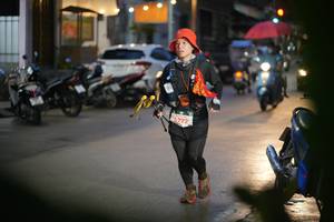 BIB: 5222
                            <button type="button" onclick="openModal(26250956)" class="btn btn-primary btn-sm float-right btn-popup" data-toggle="modal" data-target=".modal-high-quality">
                        <i class="fas fa-shopping-cart"></i> Add to Cart
                    </button>
                                            <button type="button" onclick="isThisMe(26250956, true)" class="btn btn-success btn-sm float-right btn-popup btn-isme hidden" data-toggle="tooltip" data-placement="bottom" title="นี่คือรูปของคุณใช่ไหม คลิกที่นี่เพื่อเอาเข้าอัลบั้ม">
                        <i class="fas fa-plus"></i> Add to album
                    </button>
                    <button type="button" onclick="isThisMe(26250956, false)" class="btn btn-warning btn-sm float-right btn-popup btn-isnotme hidden">
                        <i class="fas fa-ban"></i> Remove from album
                    </button>