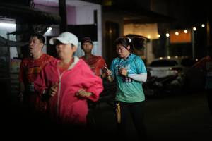 BIB: 
                            <button type="button" onclick="openModal(26233398)" class="btn btn-primary btn-sm float-right btn-popup" data-toggle="modal" data-target=".modal-high-quality">
                        <i class="fas fa-shopping-cart"></i> Add to Cart
                    </button>
                                            <button type="button" onclick="isThisMe(26233398, true)" class="btn btn-success btn-sm float-right btn-popup btn-isme hidden" data-toggle="tooltip" data-placement="bottom" title="นี่คือรูปของคุณใช่ไหม คลิกที่นี่เพื่อเอาเข้าอัลบั้ม">
                        <i class="fas fa-plus"></i> Add to album
                    </button>
                    <button type="button" onclick="isThisMe(26233398, false)" class="btn btn-warning btn-sm float-right btn-popup btn-isnotme hidden">
                        <i class="fas fa-ban"></i> Remove from album
                    </button>