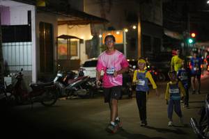 BIB: 4398, 963, 9074
                            <button type="button" onclick="openModal(26233599)" class="btn btn-primary btn-sm float-right btn-popup" data-toggle="modal" data-target=".modal-high-quality">
                        <i class="fas fa-shopping-cart"></i> Add to Cart
                    </button>
                                            <button type="button" onclick="isThisMe(26233599, true)" class="btn btn-success btn-sm float-right btn-popup btn-isme hidden" data-toggle="tooltip" data-placement="bottom" title="นี่คือรูปของคุณใช่ไหม คลิกที่นี่เพื่อเอาเข้าอัลบั้ม">
                        <i class="fas fa-plus"></i> Add to album
                    </button>
                    <button type="button" onclick="isThisMe(26233599, false)" class="btn btn-warning btn-sm float-right btn-popup btn-isnotme hidden">
                        <i class="fas fa-ban"></i> Remove from album
                    </button>