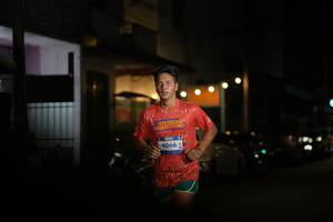 BIB: 4066
                            <button type="button" onclick="openModal(26232237)" class="btn btn-primary btn-sm float-right btn-popup" data-toggle="modal" data-target=".modal-high-quality">
                        <i class="fas fa-shopping-cart"></i> Add to Cart
                    </button>
                                            <button type="button" onclick="isThisMe(26232237, true)" class="btn btn-success btn-sm float-right btn-popup btn-isme hidden" data-toggle="tooltip" data-placement="bottom" title="นี่คือรูปของคุณใช่ไหม คลิกที่นี่เพื่อเอาเข้าอัลบั้ม">
                        <i class="fas fa-plus"></i> Add to album
                    </button>
                    <button type="button" onclick="isThisMe(26232237, false)" class="btn btn-warning btn-sm float-right btn-popup btn-isnotme hidden">
                        <i class="fas fa-ban"></i> Remove from album
                    </button>