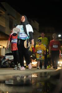 BIB: 4196, 3856, 4643, 3722
                            <button type="button" onclick="openModal(26248071)" class="btn btn-primary btn-sm float-right btn-popup" data-toggle="modal" data-target=".modal-high-quality">
                        <i class="fas fa-shopping-cart"></i> Add to Cart
                    </button>
                                            <button type="button" onclick="isThisMe(26248071, true)" class="btn btn-success btn-sm float-right btn-popup btn-isme hidden" data-toggle="tooltip" data-placement="bottom" title="นี่คือรูปของคุณใช่ไหม คลิกที่นี่เพื่อเอาเข้าอัลบั้ม">
                        <i class="fas fa-plus"></i> Add to album
                    </button>
                    <button type="button" onclick="isThisMe(26248071, false)" class="btn btn-warning btn-sm float-right btn-popup btn-isnotme hidden">
                        <i class="fas fa-ban"></i> Remove from album
                    </button>