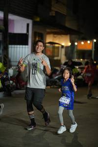 BIB: 3141
                            <button type="button" onclick="openModal(26237050)" class="btn btn-primary btn-sm float-right btn-popup" data-toggle="modal" data-target=".modal-high-quality">
                        <i class="fas fa-shopping-cart"></i> Add to Cart
                    </button>
                                            <button type="button" onclick="isThisMe(26237050, true)" class="btn btn-success btn-sm float-right btn-popup btn-isme hidden" data-toggle="tooltip" data-placement="bottom" title="นี่คือรูปของคุณใช่ไหม คลิกที่นี่เพื่อเอาเข้าอัลบั้ม">
                        <i class="fas fa-plus"></i> Add to album
                    </button>
                    <button type="button" onclick="isThisMe(26237050, false)" class="btn btn-warning btn-sm float-right btn-popup btn-isnotme hidden">
                        <i class="fas fa-ban"></i> Remove from album
                    </button>