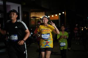 BIB: 4017, 3904, 3538
                            <button type="button" onclick="openModal(26235680)" class="btn btn-primary btn-sm float-right btn-popup" data-toggle="modal" data-target=".modal-high-quality">
                        <i class="fas fa-shopping-cart"></i> Add to Cart
                    </button>
                                            <button type="button" onclick="isThisMe(26235680, true)" class="btn btn-success btn-sm float-right btn-popup btn-isme hidden" data-toggle="tooltip" data-placement="bottom" title="นี่คือรูปของคุณใช่ไหม คลิกที่นี่เพื่อเอาเข้าอัลบั้ม">
                        <i class="fas fa-plus"></i> Add to album
                    </button>
                    <button type="button" onclick="isThisMe(26235680, false)" class="btn btn-warning btn-sm float-right btn-popup btn-isnotme hidden">
                        <i class="fas fa-ban"></i> Remove from album
                    </button>