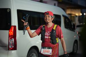 BIB: 5707
                            <button type="button" onclick="openModal(26250863)" class="btn btn-primary btn-sm float-right btn-popup" data-toggle="modal" data-target=".modal-high-quality">
                        <i class="fas fa-shopping-cart"></i> Add to Cart
                    </button>
                                            <button type="button" onclick="isThisMe(26250863, true)" class="btn btn-success btn-sm float-right btn-popup btn-isme hidden" data-toggle="tooltip" data-placement="bottom" title="นี่คือรูปของคุณใช่ไหม คลิกที่นี่เพื่อเอาเข้าอัลบั้ม">
                        <i class="fas fa-plus"></i> Add to album
                    </button>
                    <button type="button" onclick="isThisMe(26250863, false)" class="btn btn-warning btn-sm float-right btn-popup btn-isnotme hidden">
                        <i class="fas fa-ban"></i> Remove from album
                    </button>