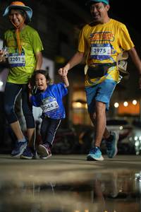 BIB: 3201, 3975, 3044
                            <button type="button" onclick="openModal(26248984)" class="btn btn-primary btn-sm float-right btn-popup" data-toggle="modal" data-target=".modal-high-quality">
                        <i class="fas fa-shopping-cart"></i> Add to Cart
                    </button>
                                            <button type="button" onclick="isThisMe(26248984, true)" class="btn btn-success btn-sm float-right btn-popup btn-isme hidden" data-toggle="tooltip" data-placement="bottom" title="นี่คือรูปของคุณใช่ไหม คลิกที่นี่เพื่อเอาเข้าอัลบั้ม">
                        <i class="fas fa-plus"></i> Add to album
                    </button>
                    <button type="button" onclick="isThisMe(26248984, false)" class="btn btn-warning btn-sm float-right btn-popup btn-isnotme hidden">
                        <i class="fas fa-ban"></i> Remove from album
                    </button>