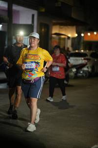 BIB: 4152
                            <button type="button" onclick="openModal(26240640)" class="btn btn-primary btn-sm float-right btn-popup" data-toggle="modal" data-target=".modal-high-quality">
                        <i class="fas fa-shopping-cart"></i> Add to Cart
                    </button>
                                            <button type="button" onclick="isThisMe(26240640, true)" class="btn btn-success btn-sm float-right btn-popup btn-isme hidden" data-toggle="tooltip" data-placement="bottom" title="นี่คือรูปของคุณใช่ไหม คลิกที่นี่เพื่อเอาเข้าอัลบั้ม">
                        <i class="fas fa-plus"></i> Add to album
                    </button>
                    <button type="button" onclick="isThisMe(26240640, false)" class="btn btn-warning btn-sm float-right btn-popup btn-isnotme hidden">
                        <i class="fas fa-ban"></i> Remove from album
                    </button>