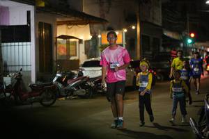 BIB: 439, 3063, 3074
                            <button type="button" onclick="openModal(26233598)" class="btn btn-primary btn-sm float-right btn-popup" data-toggle="modal" data-target=".modal-high-quality">
                        <i class="fas fa-shopping-cart"></i> Add to Cart
                    </button>
                                            <button type="button" onclick="isThisMe(26233598, true)" class="btn btn-success btn-sm float-right btn-popup btn-isme hidden" data-toggle="tooltip" data-placement="bottom" title="นี่คือรูปของคุณใช่ไหม คลิกที่นี่เพื่อเอาเข้าอัลบั้ม">
                        <i class="fas fa-plus"></i> Add to album
                    </button>
                    <button type="button" onclick="isThisMe(26233598, false)" class="btn btn-warning btn-sm float-right btn-popup btn-isnotme hidden">
                        <i class="fas fa-ban"></i> Remove from album
                    </button>