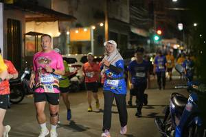 BIB: 3533, 3920
                            <button type="button" onclick="openModal(26236481)" class="btn btn-primary btn-sm float-right btn-popup" data-toggle="modal" data-target=".modal-high-quality">
                        <i class="fas fa-shopping-cart"></i> Add to Cart
                    </button>
                                            <button type="button" onclick="isThisMe(26236481, true)" class="btn btn-success btn-sm float-right btn-popup btn-isme hidden" data-toggle="tooltip" data-placement="bottom" title="นี่คือรูปของคุณใช่ไหม คลิกที่นี่เพื่อเอาเข้าอัลบั้ม">
                        <i class="fas fa-plus"></i> Add to album
                    </button>
                    <button type="button" onclick="isThisMe(26236481, false)" class="btn btn-warning btn-sm float-right btn-popup btn-isnotme hidden">
                        <i class="fas fa-ban"></i> Remove from album
                    </button>