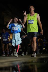 BIB: 3743, 4265
                            <button type="button" onclick="openModal(26245099)" class="btn btn-primary btn-sm float-right btn-popup" data-toggle="modal" data-target=".modal-high-quality">
                        <i class="fas fa-shopping-cart"></i> Add to Cart
                    </button>
                                            <button type="button" onclick="isThisMe(26245099, true)" class="btn btn-success btn-sm float-right btn-popup btn-isme hidden" data-toggle="tooltip" data-placement="bottom" title="นี่คือรูปของคุณใช่ไหม คลิกที่นี่เพื่อเอาเข้าอัลบั้ม">
                        <i class="fas fa-plus"></i> Add to album
                    </button>
                    <button type="button" onclick="isThisMe(26245099, false)" class="btn btn-warning btn-sm float-right btn-popup btn-isnotme hidden">
                        <i class="fas fa-ban"></i> Remove from album
                    </button>