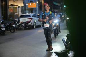 BIB: 5674
                            <button type="button" onclick="openModal(26250857)" class="btn btn-primary btn-sm float-right btn-popup" data-toggle="modal" data-target=".modal-high-quality">
                        <i class="fas fa-shopping-cart"></i> Add to Cart
                    </button>
                                            <button type="button" onclick="isThisMe(26250857, true)" class="btn btn-success btn-sm float-right btn-popup btn-isme hidden" data-toggle="tooltip" data-placement="bottom" title="นี่คือรูปของคุณใช่ไหม คลิกที่นี่เพื่อเอาเข้าอัลบั้ม">
                        <i class="fas fa-plus"></i> Add to album
                    </button>
                    <button type="button" onclick="isThisMe(26250857, false)" class="btn btn-warning btn-sm float-right btn-popup btn-isnotme hidden">
                        <i class="fas fa-ban"></i> Remove from album
                    </button>