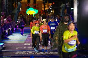 BIB: 3749, 3232, 4072
                            <button type="button" onclick="openModal(26269716)" class="btn btn-primary btn-sm float-right btn-popup" data-toggle="modal" data-target=".modal-high-quality">
                        <i class="fas fa-shopping-cart"></i> Add to Cart
                    </button>
                                            <button type="button" onclick="isThisMe(26269716, true)" class="btn btn-success btn-sm float-right btn-popup btn-isme hidden" data-toggle="tooltip" data-placement="bottom" title="นี่คือรูปของคุณใช่ไหม คลิกที่นี่เพื่อเอาเข้าอัลบั้ม">
                        <i class="fas fa-plus"></i> Add to album
                    </button>
                    <button type="button" onclick="isThisMe(26269716, false)" class="btn btn-warning btn-sm float-right btn-popup btn-isnotme hidden">
                        <i class="fas fa-ban"></i> Remove from album
                    </button>