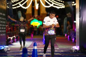 BIB: 4476
                            <button type="button" onclick="openModal(26265507)" class="btn btn-primary btn-sm float-right btn-popup" data-toggle="modal" data-target=".modal-high-quality">
                        <i class="fas fa-shopping-cart"></i> Add to Cart
                    </button>
                                            <button type="button" onclick="isThisMe(26265507, true)" class="btn btn-success btn-sm float-right btn-popup btn-isme hidden" data-toggle="tooltip" data-placement="bottom" title="นี่คือรูปของคุณใช่ไหม คลิกที่นี่เพื่อเอาเข้าอัลบั้ม">
                        <i class="fas fa-plus"></i> Add to album
                    </button>
                    <button type="button" onclick="isThisMe(26265507, false)" class="btn btn-warning btn-sm float-right btn-popup btn-isnotme hidden">
                        <i class="fas fa-ban"></i> Remove from album
                    </button>