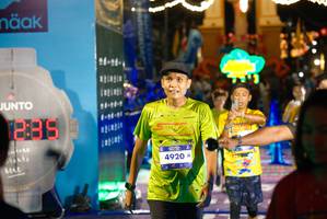 BIB: 4920
                            <button type="button" onclick="openModal(26268235)" class="btn btn-primary btn-sm float-right btn-popup" data-toggle="modal" data-target=".modal-high-quality">
                        <i class="fas fa-shopping-cart"></i> Add to Cart
                    </button>
                                            <button type="button" onclick="isThisMe(26268235, true)" class="btn btn-success btn-sm float-right btn-popup btn-isme hidden" data-toggle="tooltip" data-placement="bottom" title="นี่คือรูปของคุณใช่ไหม คลิกที่นี่เพื่อเอาเข้าอัลบั้ม">
                        <i class="fas fa-plus"></i> Add to album
                    </button>
                    <button type="button" onclick="isThisMe(26268235, false)" class="btn btn-warning btn-sm float-right btn-popup btn-isnotme hidden">
                        <i class="fas fa-ban"></i> Remove from album
                    </button>