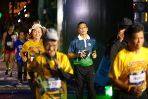 BIB: 4042
                            <button type="button" onclick="openModal(26269224)" class="btn btn-primary btn-sm float-right btn-popup" data-toggle="modal" data-target=".modal-high-quality">
                        <i class="fas fa-shopping-cart"></i> Add to Cart
                    </button>
                                            <button type="button" onclick="isThisMe(26269224, true)" class="btn btn-success btn-sm float-right btn-popup btn-isme hidden" data-toggle="tooltip" data-placement="bottom" title="นี่คือรูปของคุณใช่ไหม คลิกที่นี่เพื่อเอาเข้าอัลบั้ม">
                        <i class="fas fa-plus"></i> Add to album
                    </button>
                    <button type="button" onclick="isThisMe(26269224, false)" class="btn btn-warning btn-sm float-right btn-popup btn-isnotme hidden">
                        <i class="fas fa-ban"></i> Remove from album
                    </button>