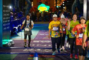 BIB: 4065
                            <button type="button" onclick="openModal(26268901)" class="btn btn-primary btn-sm float-right btn-popup" data-toggle="modal" data-target=".modal-high-quality">
                        <i class="fas fa-shopping-cart"></i> Add to Cart
                    </button>
                                            <button type="button" onclick="isThisMe(26268901, true)" class="btn btn-success btn-sm float-right btn-popup btn-isme hidden" data-toggle="tooltip" data-placement="bottom" title="นี่คือรูปของคุณใช่ไหม คลิกที่นี่เพื่อเอาเข้าอัลบั้ม">
                        <i class="fas fa-plus"></i> Add to album
                    </button>
                    <button type="button" onclick="isThisMe(26268901, false)" class="btn btn-warning btn-sm float-right btn-popup btn-isnotme hidden">
                        <i class="fas fa-ban"></i> Remove from album
                    </button>