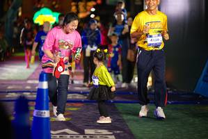 BIB: 4156
                            <button type="button" onclick="openModal(26267772)" class="btn btn-primary btn-sm float-right btn-popup" data-toggle="modal" data-target=".modal-high-quality">
                        <i class="fas fa-shopping-cart"></i> Add to Cart
                    </button>
                                            <button type="button" onclick="isThisMe(26267772, true)" class="btn btn-success btn-sm float-right btn-popup btn-isme hidden" data-toggle="tooltip" data-placement="bottom" title="นี่คือรูปของคุณใช่ไหม คลิกที่นี่เพื่อเอาเข้าอัลบั้ม">
                        <i class="fas fa-plus"></i> Add to album
                    </button>
                    <button type="button" onclick="isThisMe(26267772, false)" class="btn btn-warning btn-sm float-right btn-popup btn-isnotme hidden">
                        <i class="fas fa-ban"></i> Remove from album
                    </button>