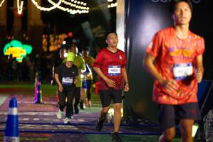 BIB: 3439, 4821
                            <button type="button" onclick="openModal(26268103)" class="btn btn-primary btn-sm float-right btn-popup" data-toggle="modal" data-target=".modal-high-quality">
                        <i class="fas fa-shopping-cart"></i> Add to Cart
                    </button>
                                            <button type="button" onclick="isThisMe(26268103, true)" class="btn btn-success btn-sm float-right btn-popup btn-isme hidden" data-toggle="tooltip" data-placement="bottom" title="นี่คือรูปของคุณใช่ไหม คลิกที่นี่เพื่อเอาเข้าอัลบั้ม">
                        <i class="fas fa-plus"></i> Add to album
                    </button>
                    <button type="button" onclick="isThisMe(26268103, false)" class="btn btn-warning btn-sm float-right btn-popup btn-isnotme hidden">
                        <i class="fas fa-ban"></i> Remove from album
                    </button>