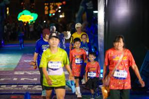 BIB: 3408, 3107, 3047, 3430
                            <button type="button" onclick="openModal(26269583)" class="btn btn-primary btn-sm float-right btn-popup" data-toggle="modal" data-target=".modal-high-quality">
                        <i class="fas fa-shopping-cart"></i> Add to Cart
                    </button>
                                            <button type="button" onclick="isThisMe(26269583, true)" class="btn btn-success btn-sm float-right btn-popup btn-isme hidden" data-toggle="tooltip" data-placement="bottom" title="นี่คือรูปของคุณใช่ไหม คลิกที่นี่เพื่อเอาเข้าอัลบั้ม">
                        <i class="fas fa-plus"></i> Add to album
                    </button>
                    <button type="button" onclick="isThisMe(26269583, false)" class="btn btn-warning btn-sm float-right btn-popup btn-isnotme hidden">
                        <i class="fas fa-ban"></i> Remove from album
                    </button>