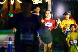 BIB: 3050, 4460, 3031
                            <button type="button" onclick="openModal(26270231)" class="btn btn-primary btn-sm float-right btn-popup" data-toggle="modal" data-target=".modal-high-quality">
                        <i class="fas fa-shopping-cart"></i> Add to Cart
                    </button>
                                            <button type="button" onclick="isThisMe(26270231, true)" class="btn btn-success btn-sm float-right btn-popup btn-isme hidden" data-toggle="tooltip" data-placement="bottom" title="นี่คือรูปของคุณใช่ไหม คลิกที่นี่เพื่อเอาเข้าอัลบั้ม">
                        <i class="fas fa-plus"></i> Add to album
                    </button>
                    <button type="button" onclick="isThisMe(26270231, false)" class="btn btn-warning btn-sm float-right btn-popup btn-isnotme hidden">
                        <i class="fas fa-ban"></i> Remove from album
                    </button>