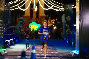 BIB: 501, 180
                            <button type="button" onclick="openModal(26265399)" class="btn btn-primary btn-sm float-right btn-popup" data-toggle="modal" data-target=".modal-high-quality">
                        <i class="fas fa-shopping-cart"></i> Add to Cart
                    </button>
                                            <button type="button" onclick="isThisMe(26265399, true)" class="btn btn-success btn-sm float-right btn-popup btn-isme hidden" data-toggle="tooltip" data-placement="bottom" title="นี่คือรูปของคุณใช่ไหม คลิกที่นี่เพื่อเอาเข้าอัลบั้ม">
                        <i class="fas fa-plus"></i> Add to album
                    </button>
                    <button type="button" onclick="isThisMe(26265399, false)" class="btn btn-warning btn-sm float-right btn-popup btn-isnotme hidden">
                        <i class="fas fa-ban"></i> Remove from album
                    </button>