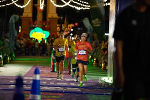 BIB: 404, 4720
                            <button type="button" onclick="openModal(26268116)" class="btn btn-primary btn-sm float-right btn-popup" data-toggle="modal" data-target=".modal-high-quality">
                        <i class="fas fa-shopping-cart"></i> Add to Cart
                    </button>
                                            <button type="button" onclick="isThisMe(26268116, true)" class="btn btn-success btn-sm float-right btn-popup btn-isme hidden" data-toggle="tooltip" data-placement="bottom" title="นี่คือรูปของคุณใช่ไหม คลิกที่นี่เพื่อเอาเข้าอัลบั้ม">
                        <i class="fas fa-plus"></i> Add to album
                    </button>
                    <button type="button" onclick="isThisMe(26268116, false)" class="btn btn-warning btn-sm float-right btn-popup btn-isnotme hidden">
                        <i class="fas fa-ban"></i> Remove from album
                    </button>