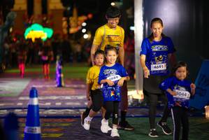 BIB: 4689, 4691, 3044
                            <button type="button" onclick="openModal(26267709)" class="btn btn-primary btn-sm float-right btn-popup" data-toggle="modal" data-target=".modal-high-quality">
                        <i class="fas fa-shopping-cart"></i> Add to Cart
                    </button>
                                            <button type="button" onclick="isThisMe(26267709, true)" class="btn btn-success btn-sm float-right btn-popup btn-isme hidden" data-toggle="tooltip" data-placement="bottom" title="นี่คือรูปของคุณใช่ไหม คลิกที่นี่เพื่อเอาเข้าอัลบั้ม">
                        <i class="fas fa-plus"></i> Add to album
                    </button>
                    <button type="button" onclick="isThisMe(26267709, false)" class="btn btn-warning btn-sm float-right btn-popup btn-isnotme hidden">
                        <i class="fas fa-ban"></i> Remove from album
                    </button>