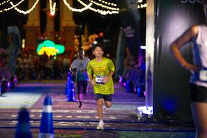 BIB: 345
                            <button type="button" onclick="openModal(26266018)" class="btn btn-primary btn-sm float-right btn-popup" data-toggle="modal" data-target=".modal-high-quality">
                        <i class="fas fa-shopping-cart"></i> Add to Cart
                    </button>
                                            <button type="button" onclick="isThisMe(26266018, true)" class="btn btn-success btn-sm float-right btn-popup btn-isme hidden" data-toggle="tooltip" data-placement="bottom" title="นี่คือรูปของคุณใช่ไหม คลิกที่นี่เพื่อเอาเข้าอัลบั้ม">
                        <i class="fas fa-plus"></i> Add to album
                    </button>
                    <button type="button" onclick="isThisMe(26266018, false)" class="btn btn-warning btn-sm float-right btn-popup btn-isnotme hidden">
                        <i class="fas fa-ban"></i> Remove from album
                    </button>