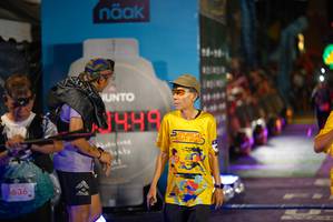 BIB: 636, 999
                            <button type="button" onclick="openModal(26269489)" class="btn btn-primary btn-sm float-right btn-popup" data-toggle="modal" data-target=".modal-high-quality">
                        <i class="fas fa-shopping-cart"></i> Add to Cart
                    </button>
                                            <button type="button" onclick="isThisMe(26269489, true)" class="btn btn-success btn-sm float-right btn-popup btn-isme hidden" data-toggle="tooltip" data-placement="bottom" title="นี่คือรูปของคุณใช่ไหม คลิกที่นี่เพื่อเอาเข้าอัลบั้ม">
                        <i class="fas fa-plus"></i> Add to album
                    </button>
                    <button type="button" onclick="isThisMe(26269489, false)" class="btn btn-warning btn-sm float-right btn-popup btn-isnotme hidden">
                        <i class="fas fa-ban"></i> Remove from album
                    </button>