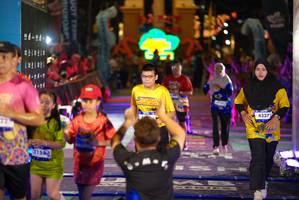 BIB: 4337
                            <button type="button" onclick="openModal(26268568)" class="btn btn-primary btn-sm float-right btn-popup" data-toggle="modal" data-target=".modal-high-quality">
                        <i class="fas fa-shopping-cart"></i> Add to Cart
                    </button>
                                            <button type="button" onclick="isThisMe(26268568, true)" class="btn btn-success btn-sm float-right btn-popup btn-isme hidden" data-toggle="tooltip" data-placement="bottom" title="นี่คือรูปของคุณใช่ไหม คลิกที่นี่เพื่อเอาเข้าอัลบั้ม">
                        <i class="fas fa-plus"></i> Add to album
                    </button>
                    <button type="button" onclick="isThisMe(26268568, false)" class="btn btn-warning btn-sm float-right btn-popup btn-isnotme hidden">
                        <i class="fas fa-ban"></i> Remove from album
                    </button>