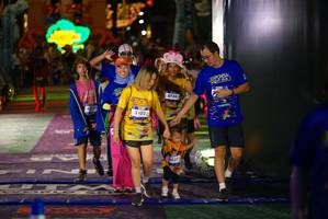 BIB: 3102, 4730, 037
                            <button type="button" onclick="openModal(26269302)" class="btn btn-primary btn-sm float-right btn-popup" data-toggle="modal" data-target=".modal-high-quality">
                        <i class="fas fa-shopping-cart"></i> Add to Cart
                    </button>
                                            <button type="button" onclick="isThisMe(26269302, true)" class="btn btn-success btn-sm float-right btn-popup btn-isme hidden" data-toggle="tooltip" data-placement="bottom" title="นี่คือรูปของคุณใช่ไหม คลิกที่นี่เพื่อเอาเข้าอัลบั้ม">
                        <i class="fas fa-plus"></i> Add to album
                    </button>
                    <button type="button" onclick="isThisMe(26269302, false)" class="btn btn-warning btn-sm float-right btn-popup btn-isnotme hidden">
                        <i class="fas fa-ban"></i> Remove from album
                    </button>