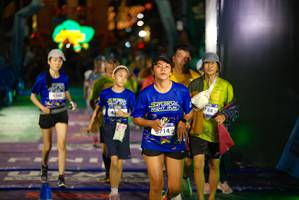 BIB: 4360, 788, 714
                            <button type="button" onclick="openModal(26269197)" class="btn btn-primary btn-sm float-right btn-popup" data-toggle="modal" data-target=".modal-high-quality">
                        <i class="fas fa-shopping-cart"></i> Add to Cart
                    </button>
                                            <button type="button" onclick="isThisMe(26269197, true)" class="btn btn-success btn-sm float-right btn-popup btn-isme hidden" data-toggle="tooltip" data-placement="bottom" title="นี่คือรูปของคุณใช่ไหม คลิกที่นี่เพื่อเอาเข้าอัลบั้ม">
                        <i class="fas fa-plus"></i> Add to album
                    </button>
                    <button type="button" onclick="isThisMe(26269197, false)" class="btn btn-warning btn-sm float-right btn-popup btn-isnotme hidden">
                        <i class="fas fa-ban"></i> Remove from album
                    </button>