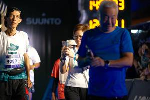 BIB: 4089, 143
                            <button type="button" onclick="openModal(26268039)" class="btn btn-primary btn-sm float-right btn-popup" data-toggle="modal" data-target=".modal-high-quality">
                        <i class="fas fa-shopping-cart"></i> Add to Cart
                    </button>
                                            <button type="button" onclick="isThisMe(26268039, true)" class="btn btn-success btn-sm float-right btn-popup btn-isme hidden" data-toggle="tooltip" data-placement="bottom" title="นี่คือรูปของคุณใช่ไหม คลิกที่นี่เพื่อเอาเข้าอัลบั้ม">
                        <i class="fas fa-plus"></i> Add to album
                    </button>
                    <button type="button" onclick="isThisMe(26268039, false)" class="btn btn-warning btn-sm float-right btn-popup btn-isnotme hidden">
                        <i class="fas fa-ban"></i> Remove from album
                    </button>